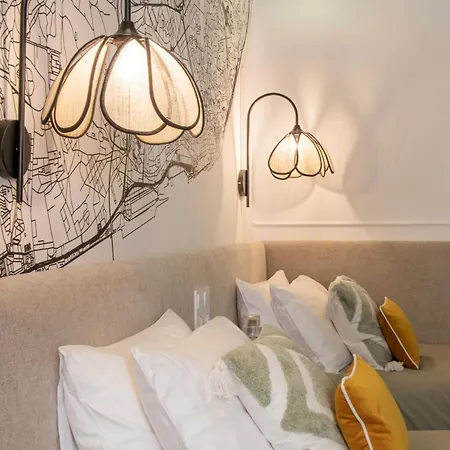 New! Luxury 2br Retreat, 2 Baths, Ac, Citycenter Apartamento